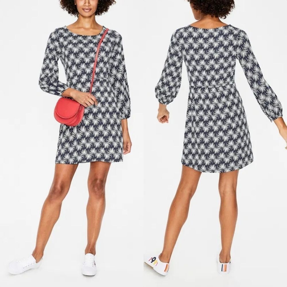 Boden Lucie *Long Jersey Tunic Dress in Navy Tropic Palm
